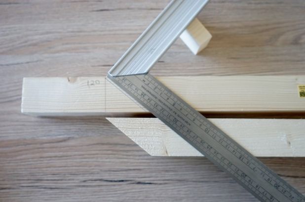 Lit de maison bricolage