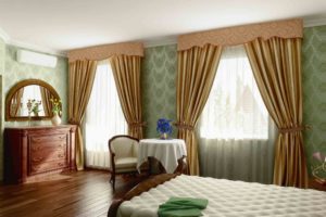 Décoration de fenêtre dans la chambre