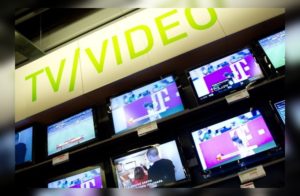 ACHETER UN TÉLÉVISEUR