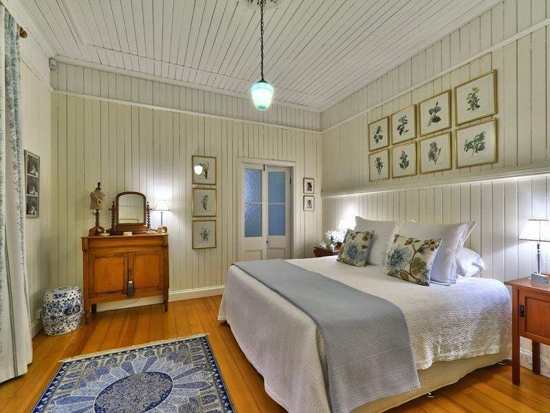 Décoration murale de chambre champêtre.