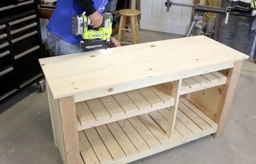 Table de télévision