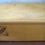 que faire avec une vieille boîte à pain en bois