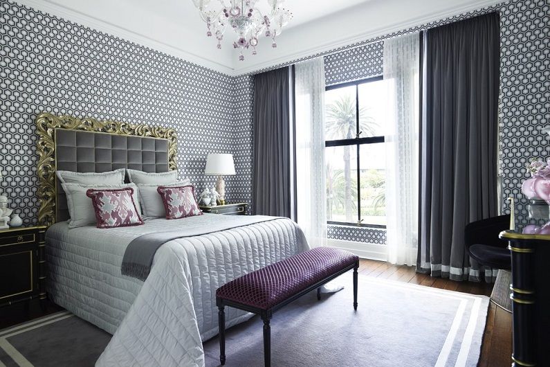 Rideaux dans la chambre