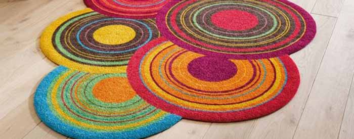 Que faire pour éviter que le tapis ne glisse sur le stratifié