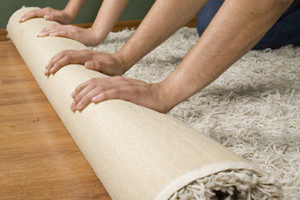 Comment poser correctement un tapis sur du linoléum