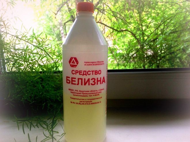 laver un sol stratifié avec du blanc