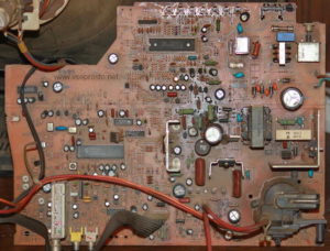 Raisons pour lesquelles le téléviseur ne s'allume pas après une surtension