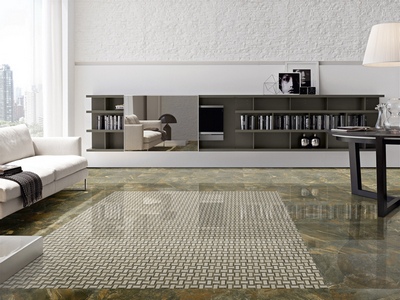 Carrelage au sol dans le hall 