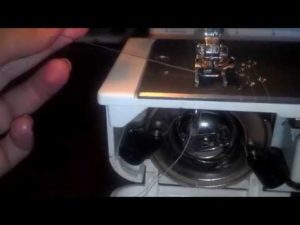 Raisons possibles pour lesquelles le crochet n'attrape pas le fil de la canette