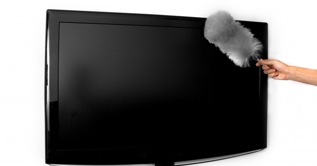 Enlever la poussière du téléviseur