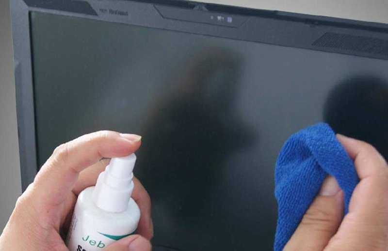 Essuyez la télé