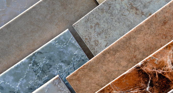 Carrelage ou carrelage en grès cérame, quel est le meilleur ?