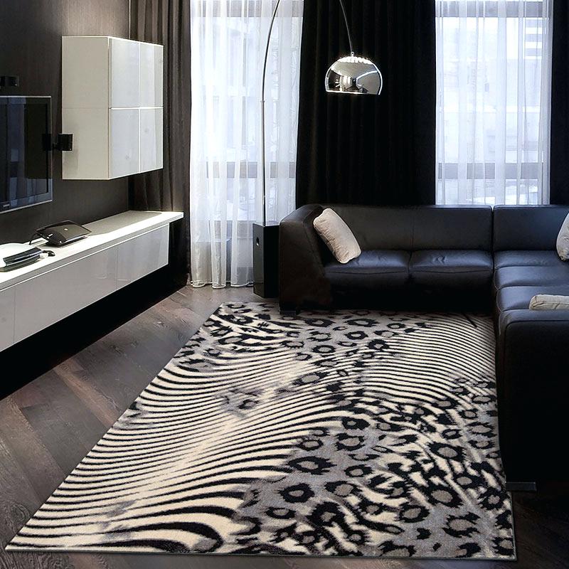 moquette claire sur un sol sombre