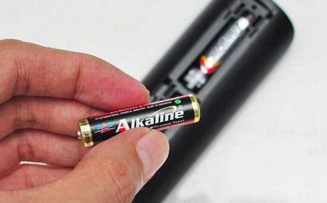 Changer les piles de la télécommande