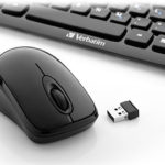 Souris et ordinateur portable.