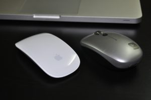 Comment connecter une souris à un MacBook