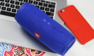 Connecter un haut-parleur 