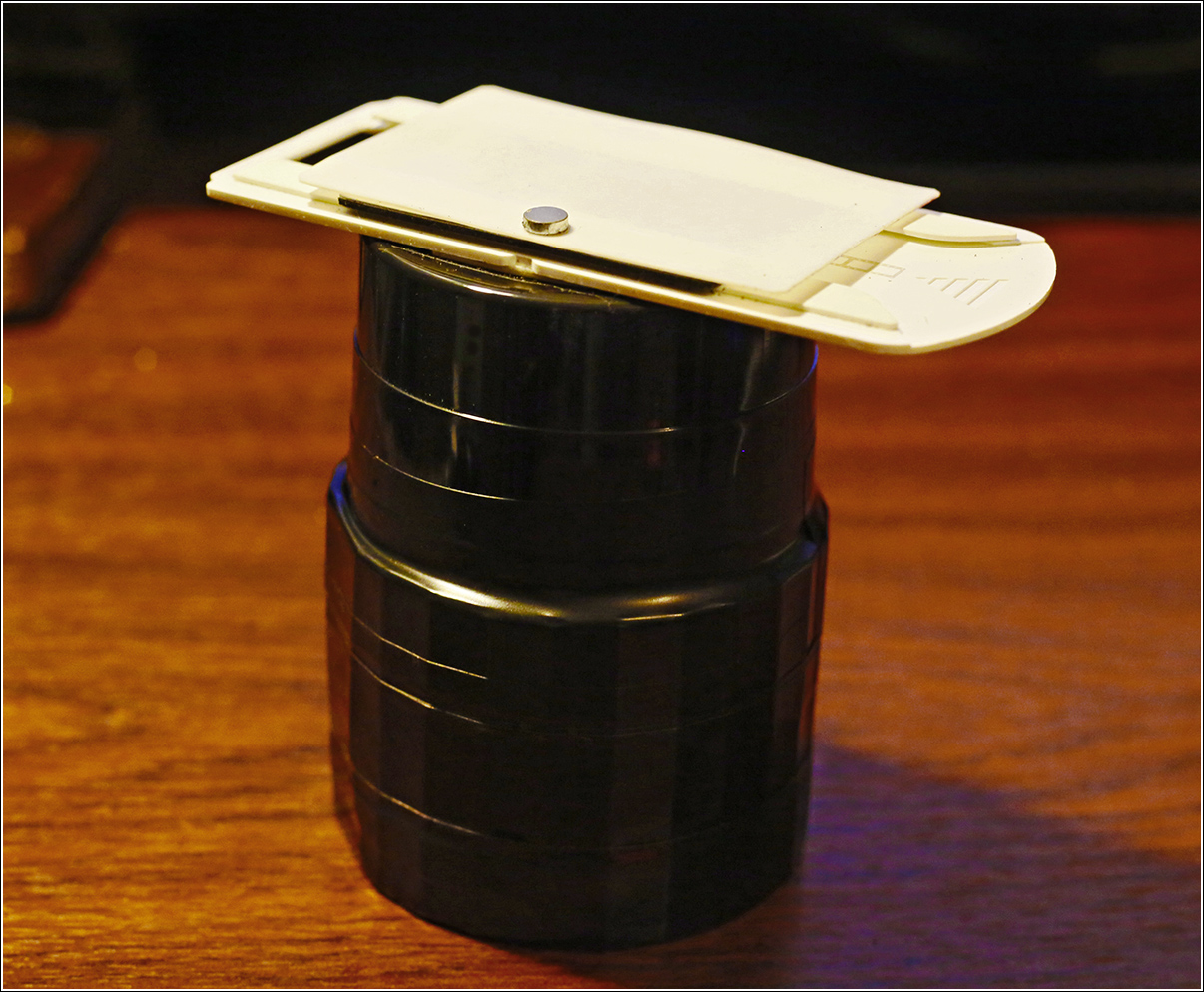 Scanner fait maison fabriqué à partir d'un tuyau.