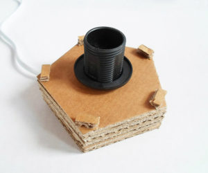 lampe en carton ondulé