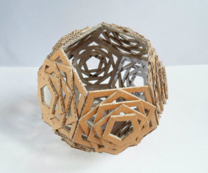 lampe en carton ondulé