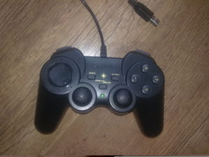 comment charger le joystick ps3