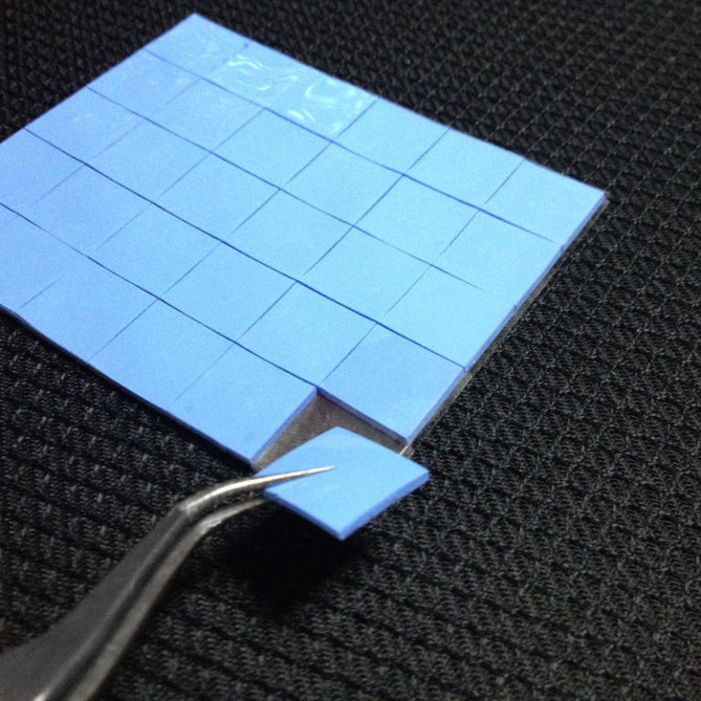 Coussinets thermiques.