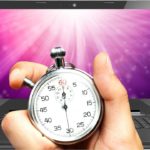 Comment définir une minuterie d'arrêt sur un ordinateur portable.