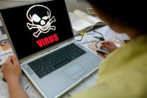 Signes de virus sur un ordinateur portable