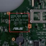 L'emplacement de la carte mère à l'intérieur de l'ordinateur portable.