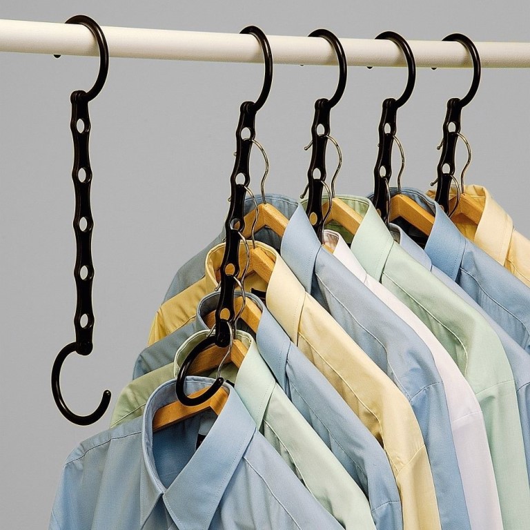 Cintre à plusieurs niveaux.