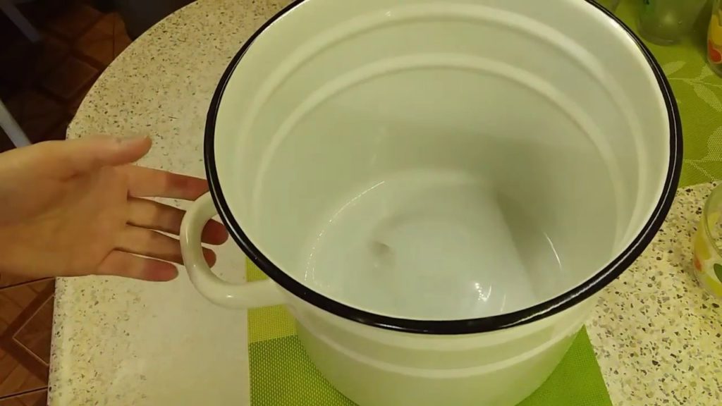 Casserole après blanchiment.