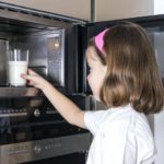 micro-ondes et nourriture pour bébé