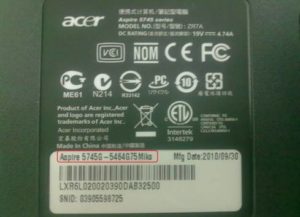 autocollant sur ordinateur portable