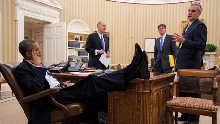 Obama a mis les pieds sur la table