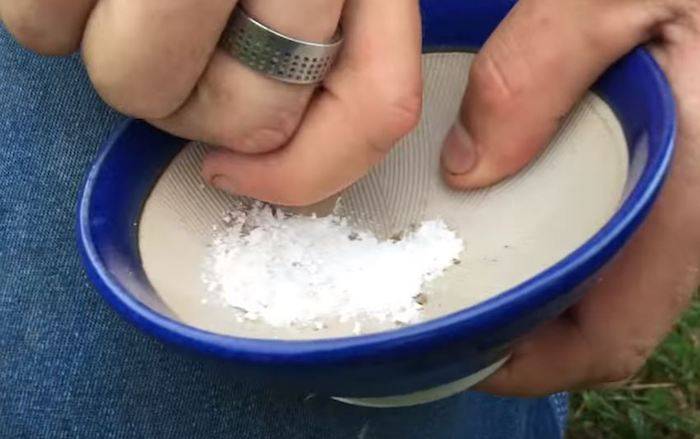 écraser les comprimés