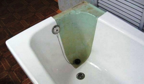 Restauration de baignoire à l'acrylique. 