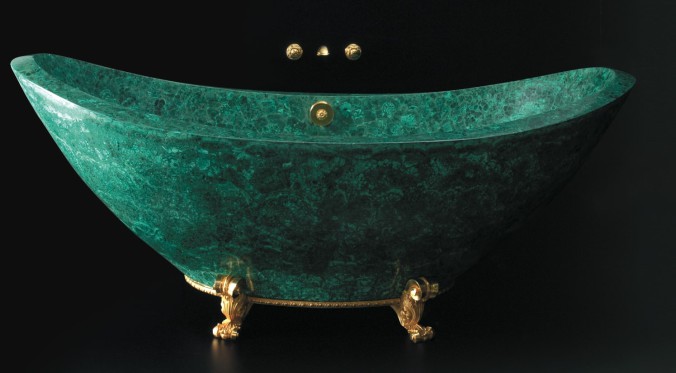 Bain composé de miettes de malachite.