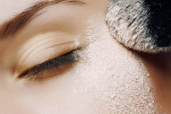 TOP 17 des astuces inattendues pour utiliser de la poudre pour bébé à la campagne et à la maison