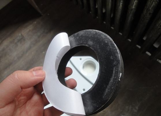 Retirez le film protecteur.