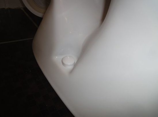 Placez un couvercle en plastique dessus.