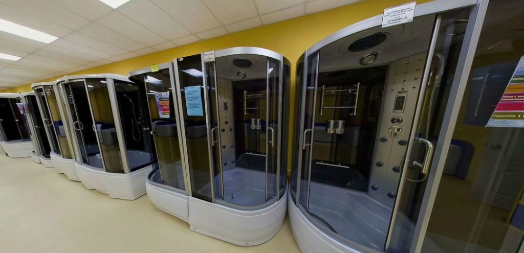 Douches dans le magasin.