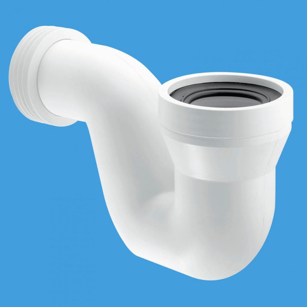 Tuyau d'évacuation des toilettes.