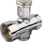 Inverseur à bouton-poussoir.