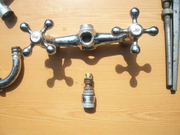 Interrupteur à bille.