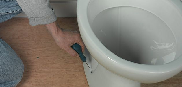 Marquez les trous pour les fixations.