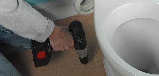 Nous forons des trous.