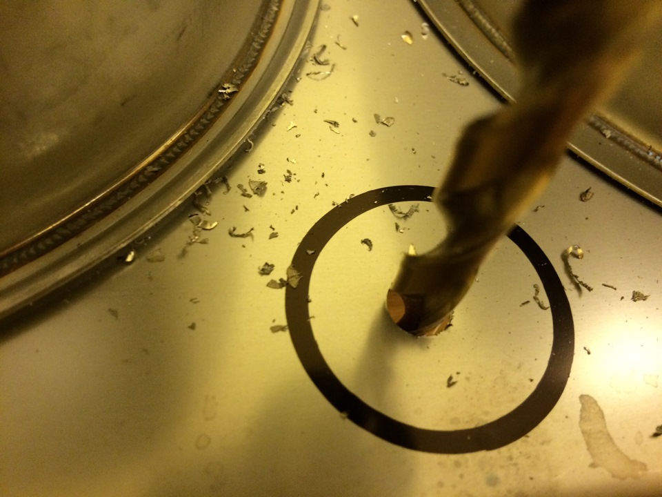 Percer un trou pour un évier.