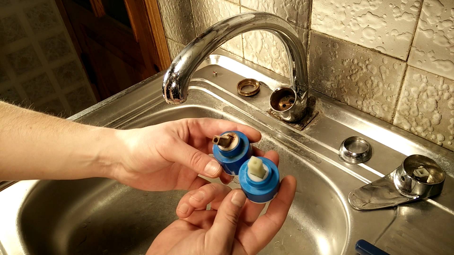 Mélangeur démonté.