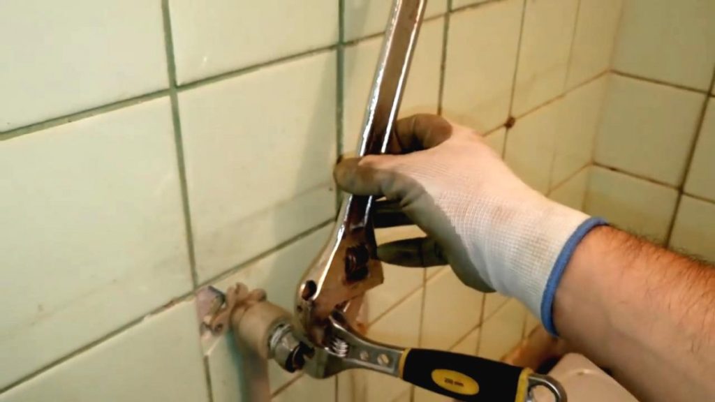 Travaillez avec des gants.