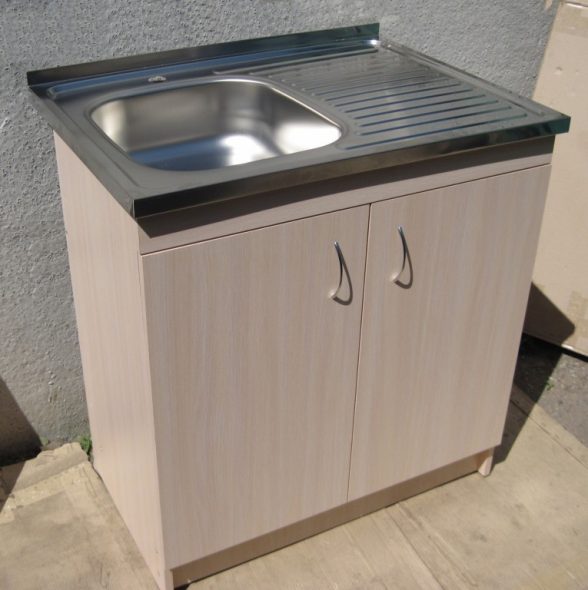 Finition extérieure.